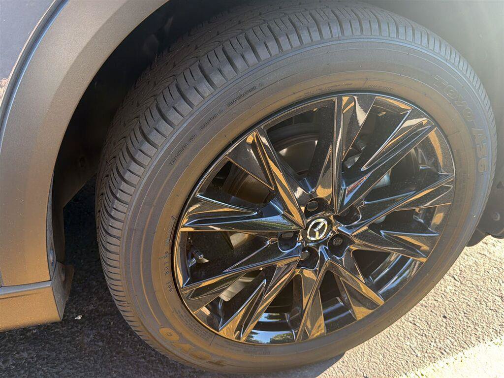 Certified 2024 MAZDA CX-5 Carbon Edition AWD/4WD image 5
