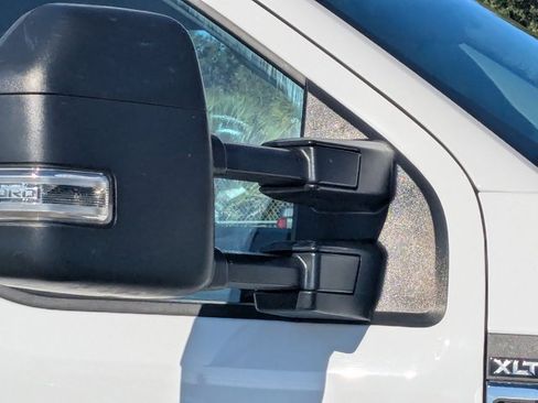 Used 2024 Ford F350 XLT image 12