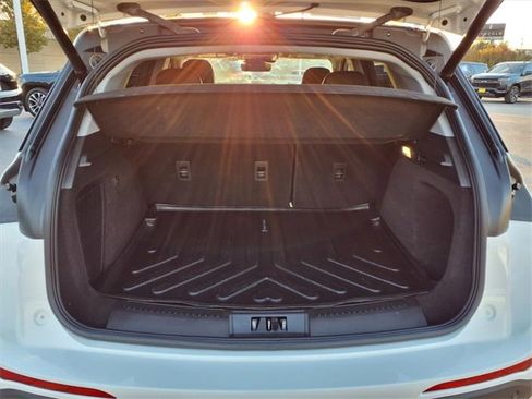 Certified 2022 Lincoln Corsair Reserve w/ Elements Package image 25