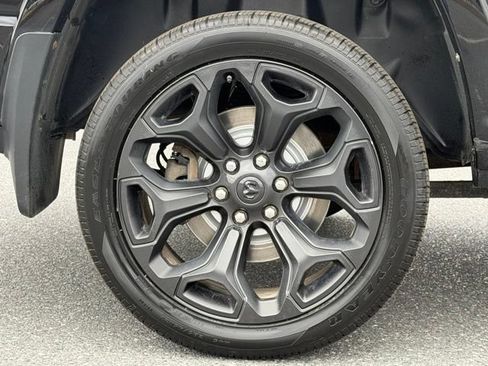 Used 2020 RAM 1500 Limited w/ Black Appearance Package AWD/4WD image 19