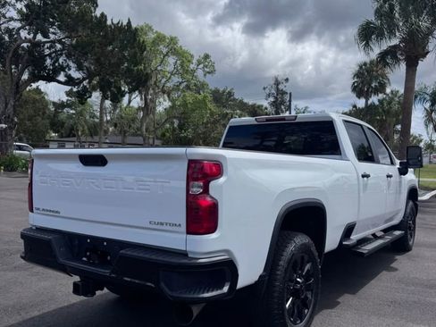 Used 2025 Chevrolet Silverado 2500 Custom w/ Custom Value Package AWD/4WD image 5