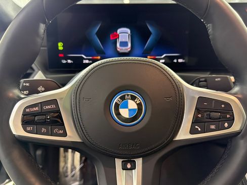 Used 2023 BMW i4 eDrive40 w/ M Sport Package RWD image 11