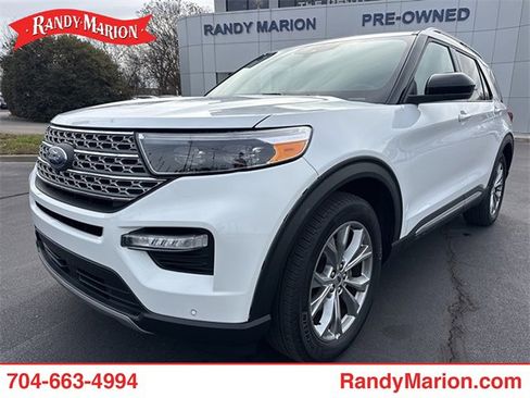 Used 2024 Ford Explorer Limited image 1