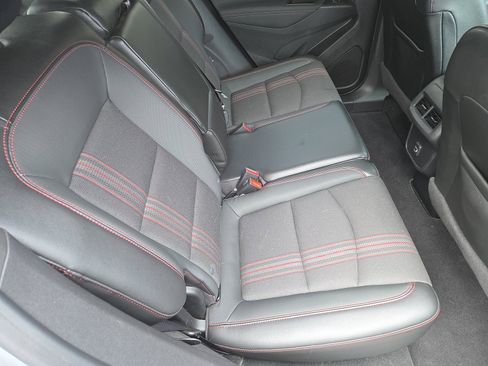 Used 2023 Chevrolet Equinox RS image 20