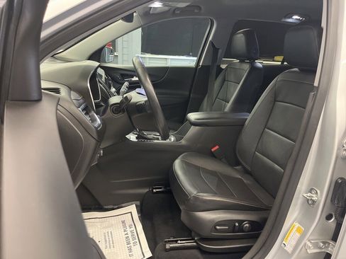 Used 2021 Chevrolet Equinox Premier w/ LPO, Floor Liner Package image 12