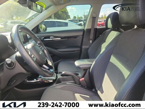 Used 2022 Kia Seltos S AWD/4WD image 18