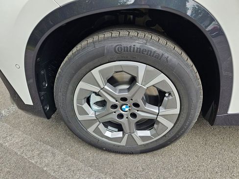 New 2026 BMW X1 xDrive28i w/ Technology Package image 26