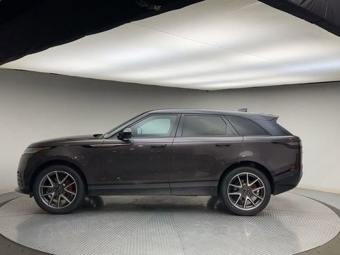 Certified 2025 Land Rover Range Rover Velar Dynamic SE image 5