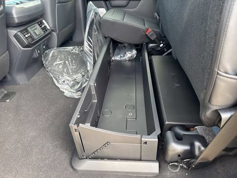 New 2025 Ford F150 Raptor AWD/4WD image 13