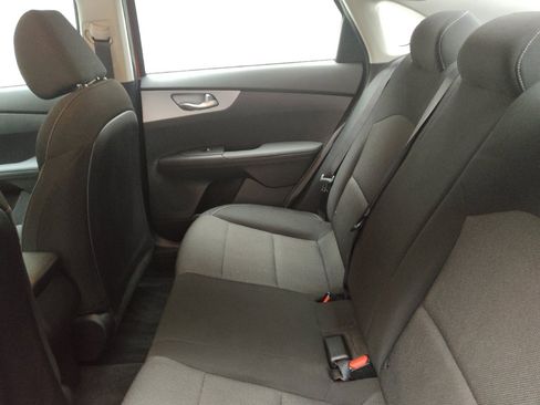 Used 2023 Kia Forte LXS image 18