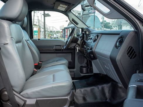 Used 2016 Ford F350 XL w/ Power Equipment Group AWD/4WD image 16