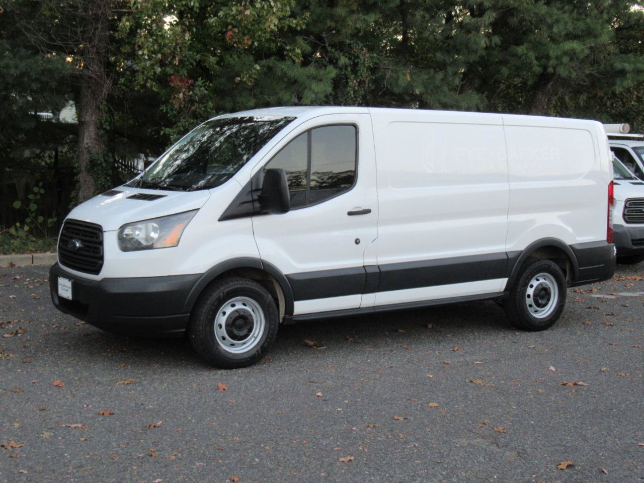 Used 2018 Ford Transit 150 130 Low Roof RWD image 2