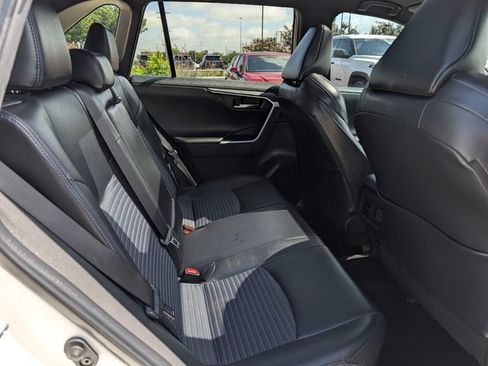 Used 2022 Toyota RAV4 XSE AWD/4WD image 29