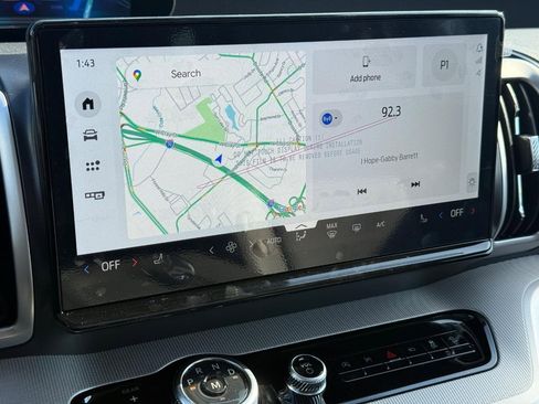 New 2026 Ford Expedition Active image 13