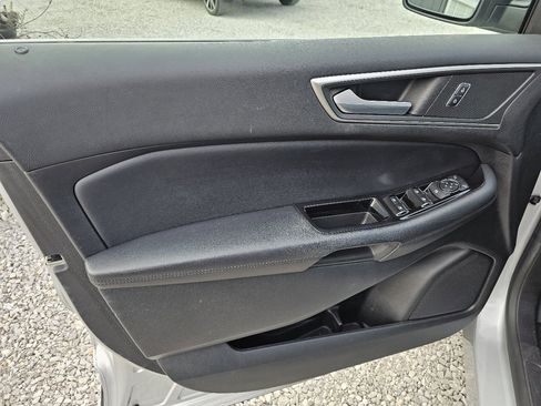 Used 2015 Ford Edge SEL w/ Equipment Group 201A image 17
