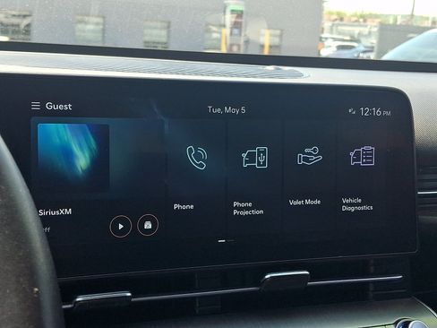 Certified 2024 Hyundai Kona SEL AWD/4WD image 17