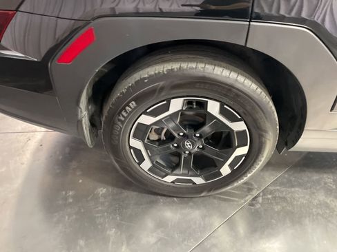 Used 2025 Hyundai Santa Fe SE image 18