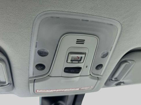Used 2022 Toyota Prius XLE w/ Advanced Technology Package AWD/4WD image 27