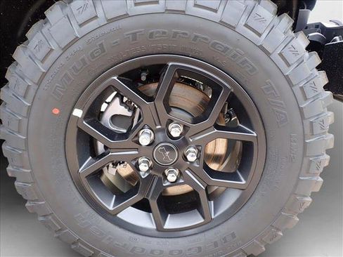 New 2025 Jeep Gladiator Willys image 5