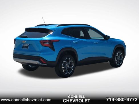 New 2026 Chevrolet Trax LT FWD image 5