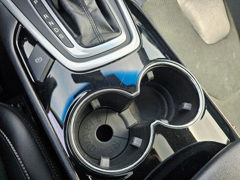 Used 2015 Ford Edge Sport image 34