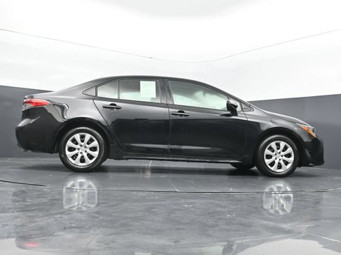 Used 2026 Toyota Corolla LE FWD image 40