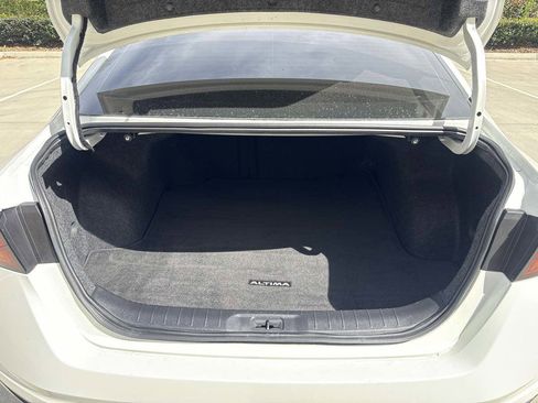 Used 2021 Nissan Altima 2.5 S image 11