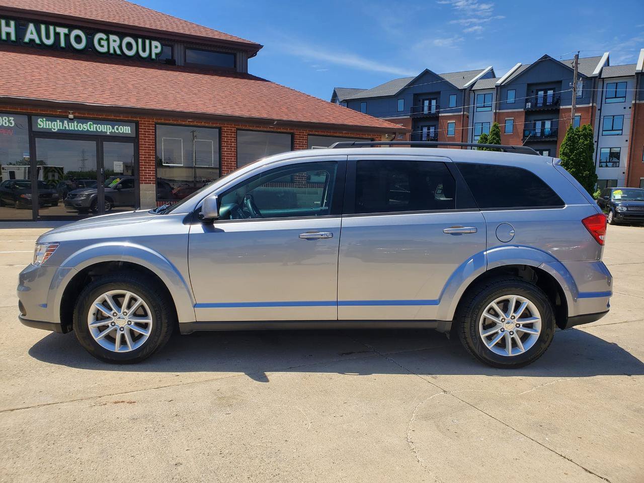 Used 2016 Dodge Journey SXT w/ Comfort/Convenience Group FWD image 5