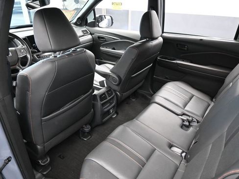 Used 2022 Honda Passport TrailSport image 41