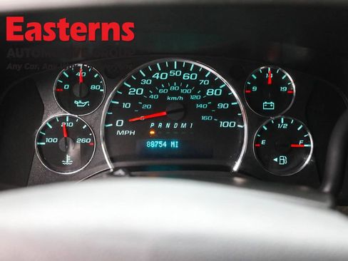 Used 2017 Chevrolet Express 2500 image 19