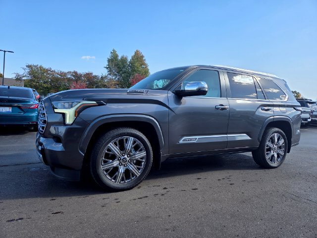 Used 2024 Toyota Sequoia Capstone AWD/4WD image 1