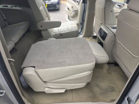 Used 2017 GMC Yukon XL Denali RWD image 31