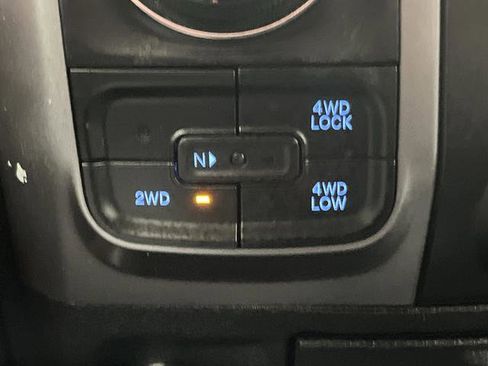 Used 2023 RAM 1500 Classic SLT image 20