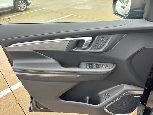 New 2026 Buick Enclave Preferred w/ Power Package AWD/4WD image 24
