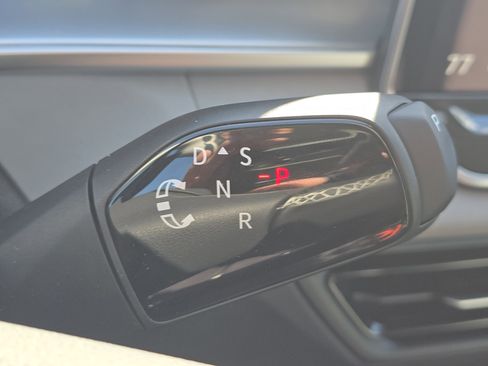 New 2026 Volkswagen Tiguan SE image 26