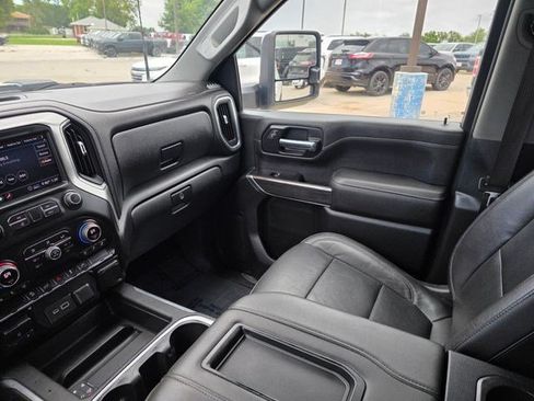 Used 2020 Chevrolet Silverado 3500 LTZ w/ LTZ Convenience Package AWD/4WD image 31