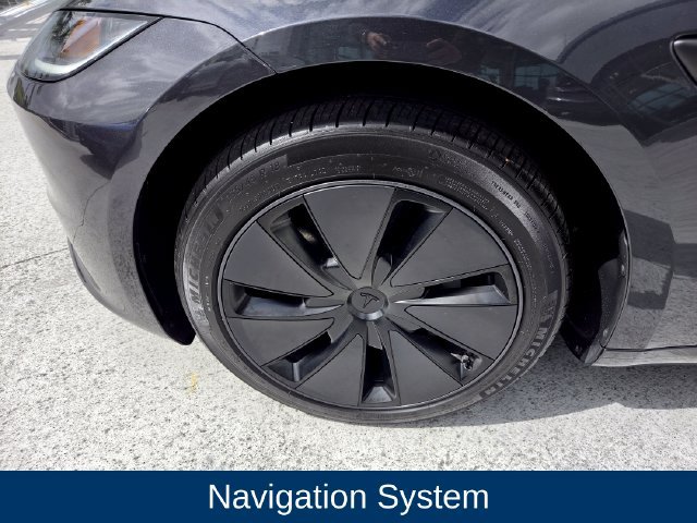 Used 2025 Tesla Model 3 Long Range RWD image 8