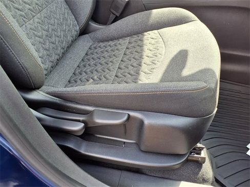 Used 2022 Chevrolet Equinox LT image 23