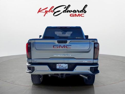 New 2026 GMC Sierra 2500 AT4 w/ AT4 Premium Plus Package image 6