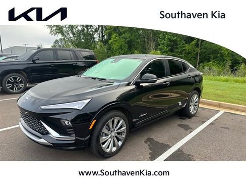 Used 2025 Buick Envista Avenir FWD image 1
