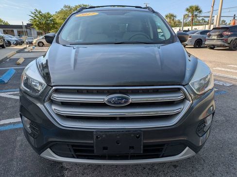 Used 2017 Ford Escape SE AWD/4WD image 9