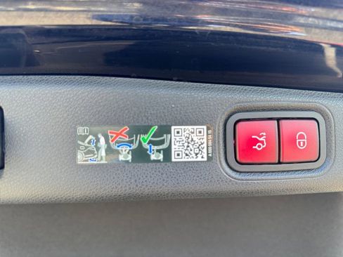 Used 2021 Mercedes-Benz E 350 E 350 w/ Premium Package image 10