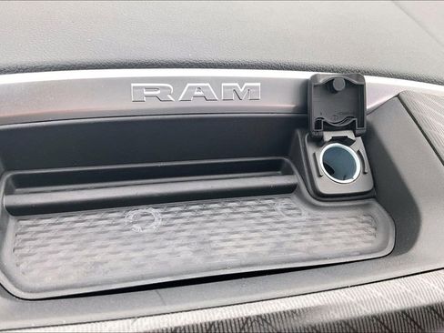 New 2026 RAM 1500 Express AWD/4WD image 34