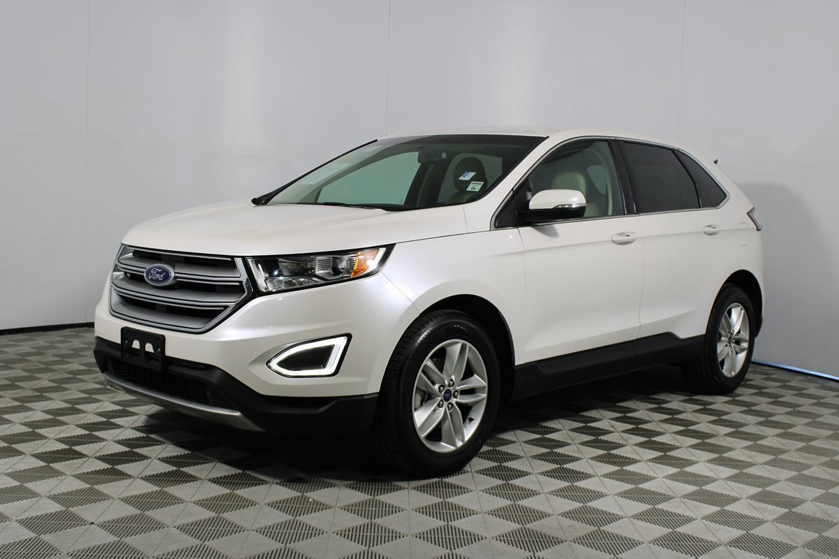 Used 2016 Ford Edge SEL w/ Equipment Group 201A FWD image 3