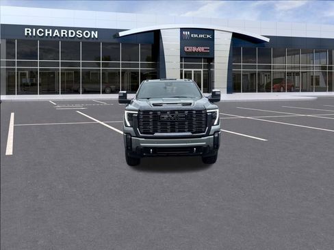 Used 2024 GMC Sierra 2500 Denali Ultimate AWD/4WD image 9