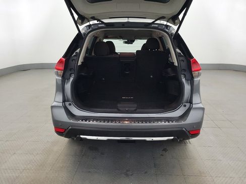 Used 2019 Nissan Rogue SV AWD/4WD image 29