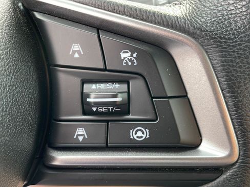 Used 2022 Subaru Outback Premium AWD/4WD image 17