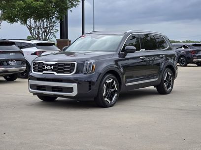 New 2025 Kia Telluride S
