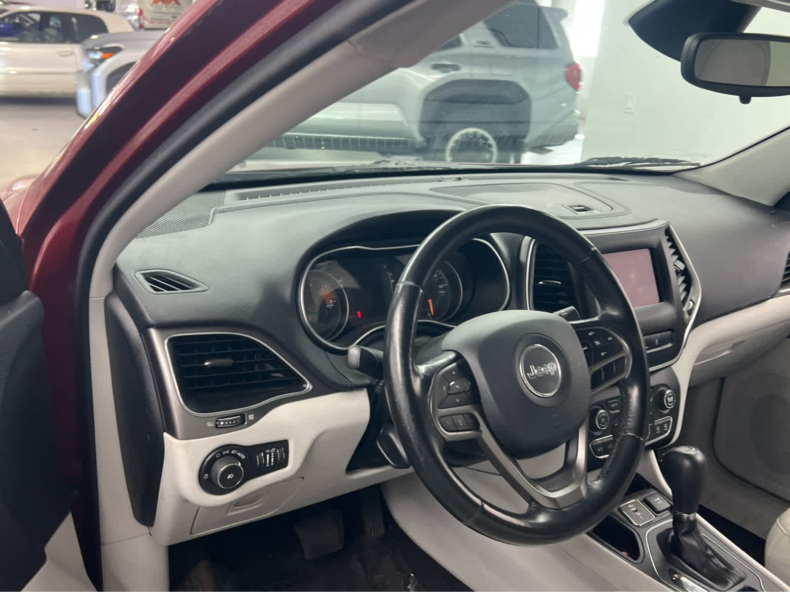 Used 2020 Jeep Cherokee Latitude Lux w/ Quick Order Package 26H Lux FWD image 7
