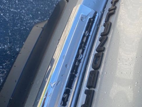 Used 2023 Toyota Highlander LE image 10